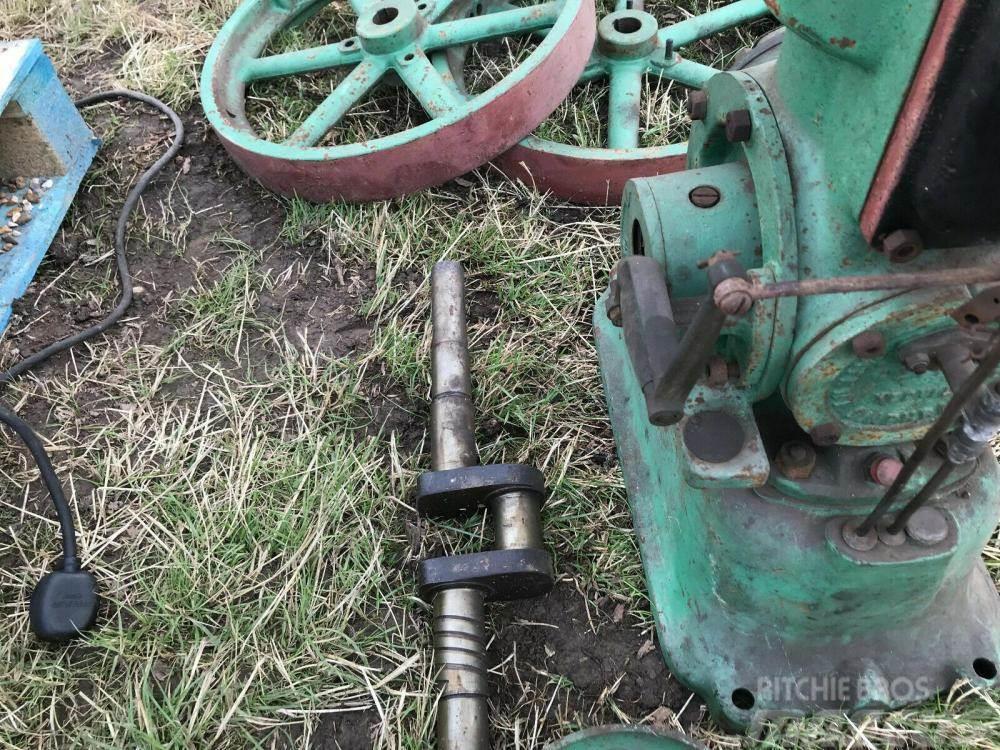 Petter Junior Engine for spares £450 Andre landbrugsmaskiner