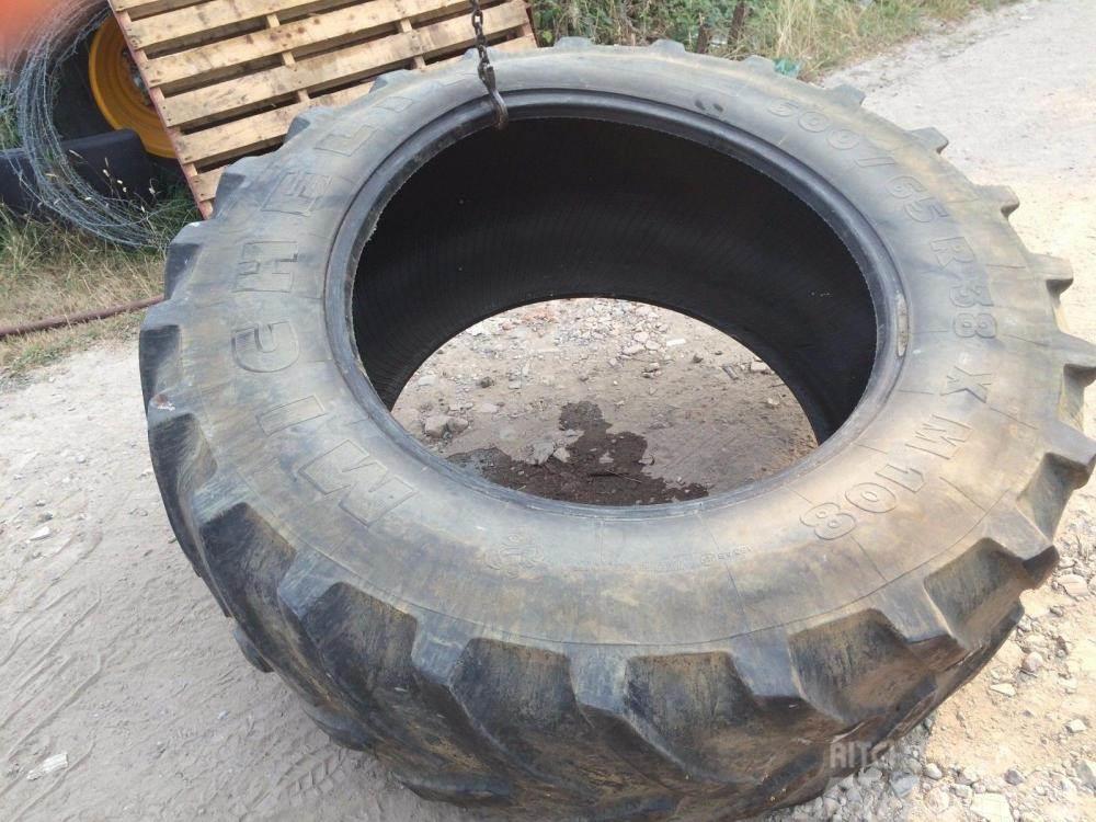  Tractor tyre 600/65 R38 £190 plus vat £228 Andet tilbehør