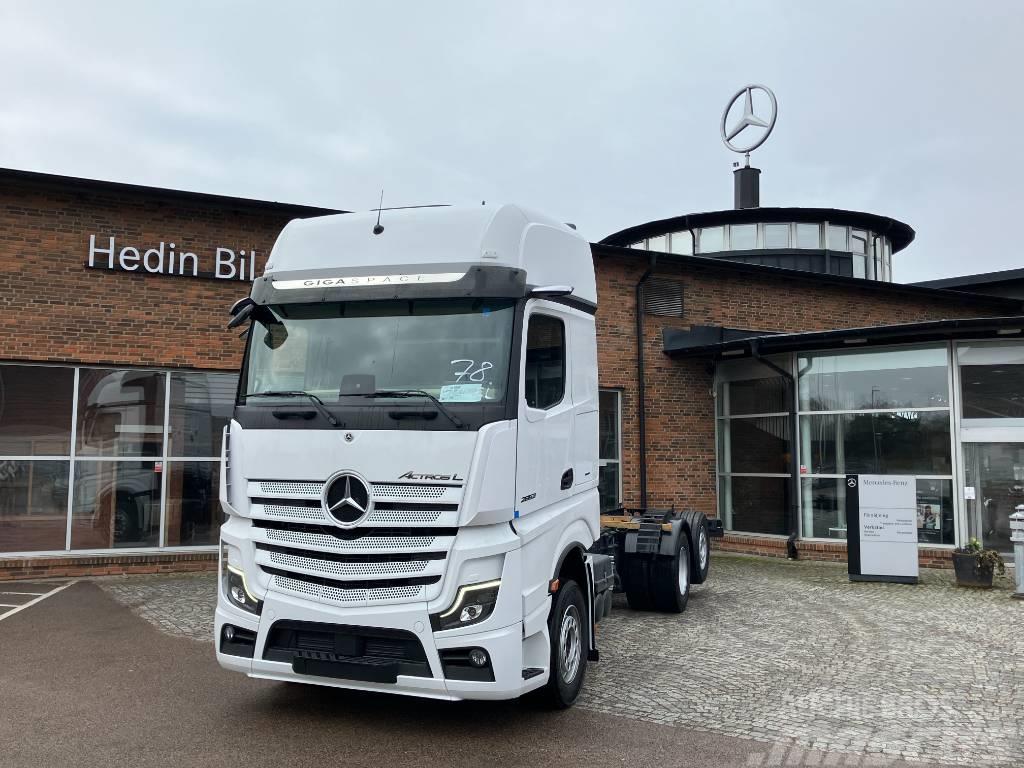 Mercedes-Benz Actros 2853 L 6x2 Chassis