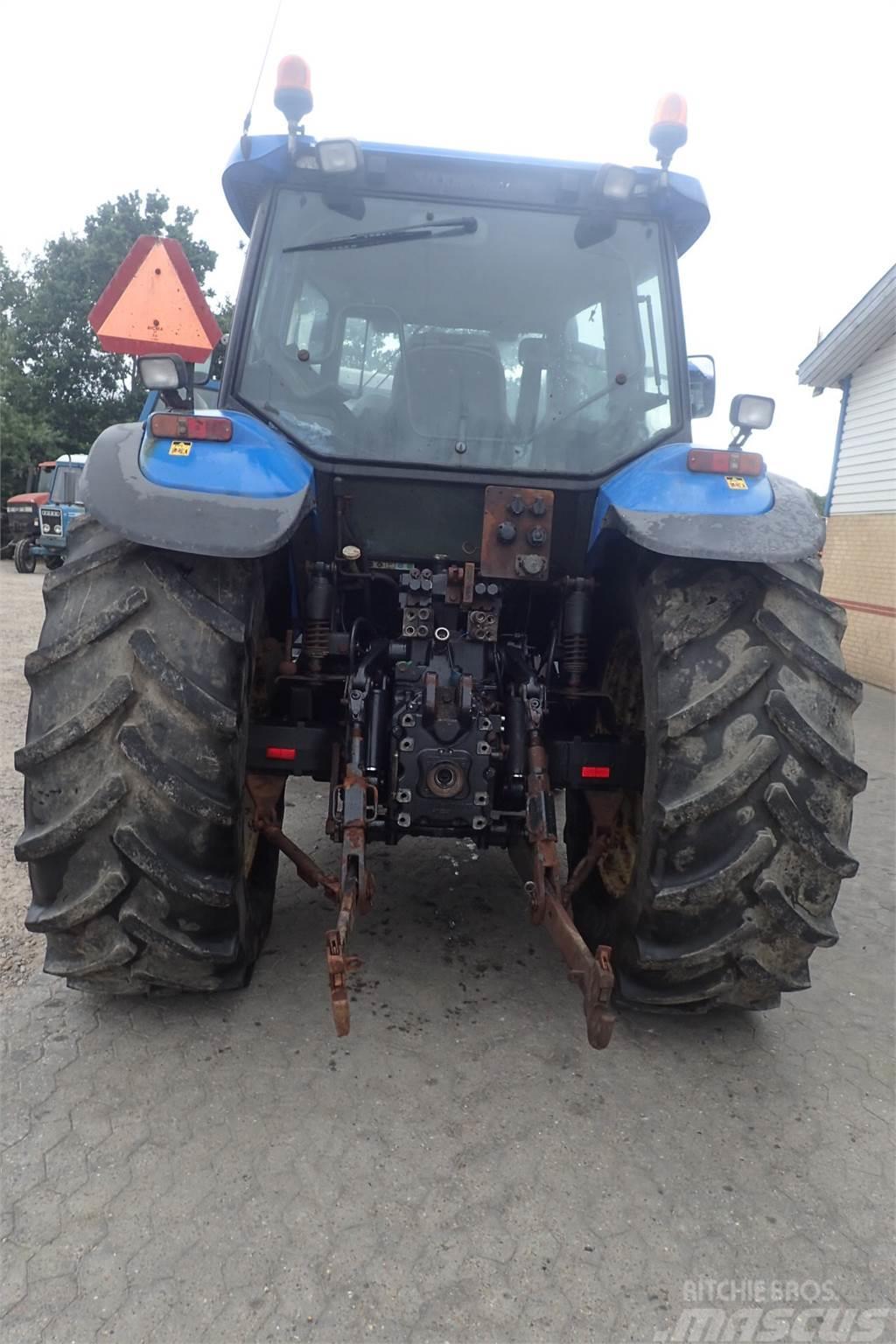 New Holland TM155 Traktorer