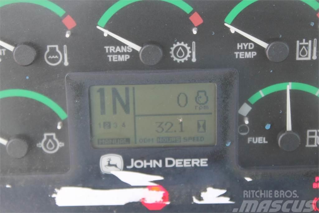 John Deere 444J Læssemaskiner på hjul