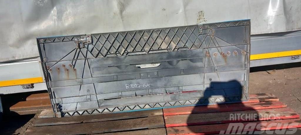 DAF XF105.460 1644191 Front grill panel Kabiner og interiør