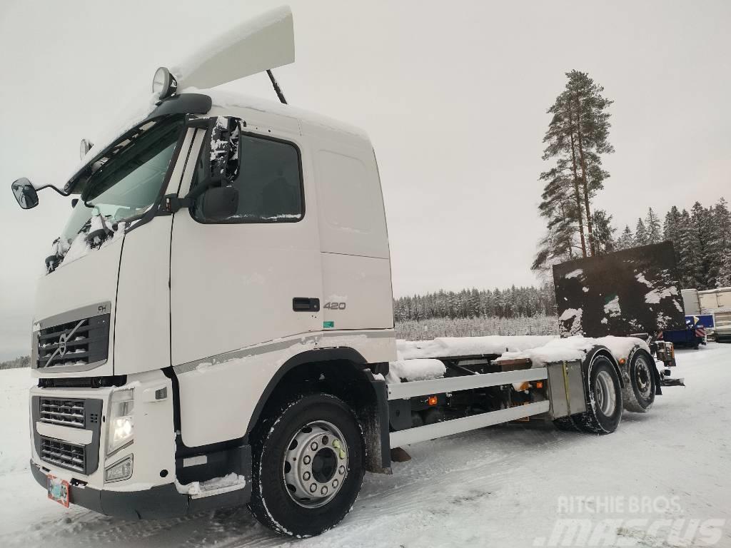 Volvo FH13 6x2 hydr.tasonostolaite,pl-nostin Lastbiler med containerramme / veksellad