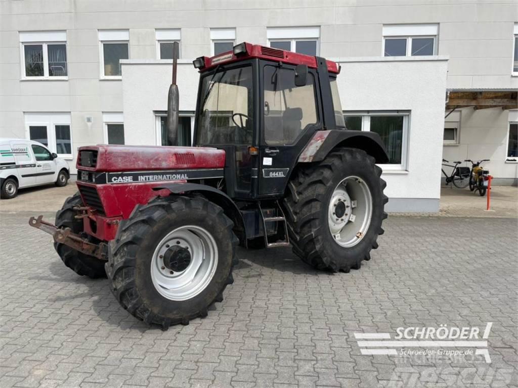 Case IH 844 XL A Traktorer