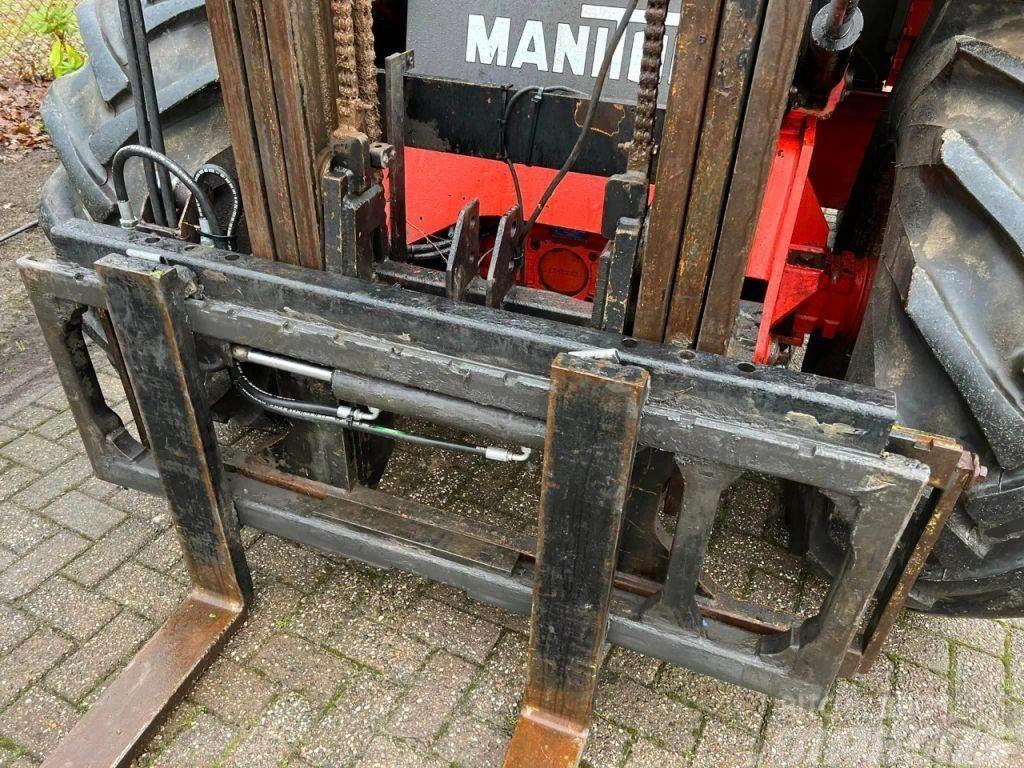 Manitou M 30-4 M30-4 RUW Terrein heftruck 4X4 verreiker sh Terrængående gaffeltruck