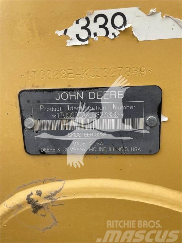 John Deere 323E Minilæsser - skridstyret