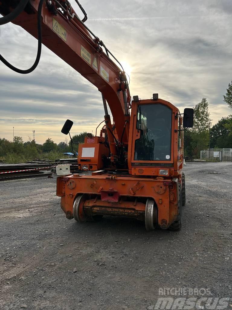 CASE 788 Rail Road excavator Skinnemaskiner