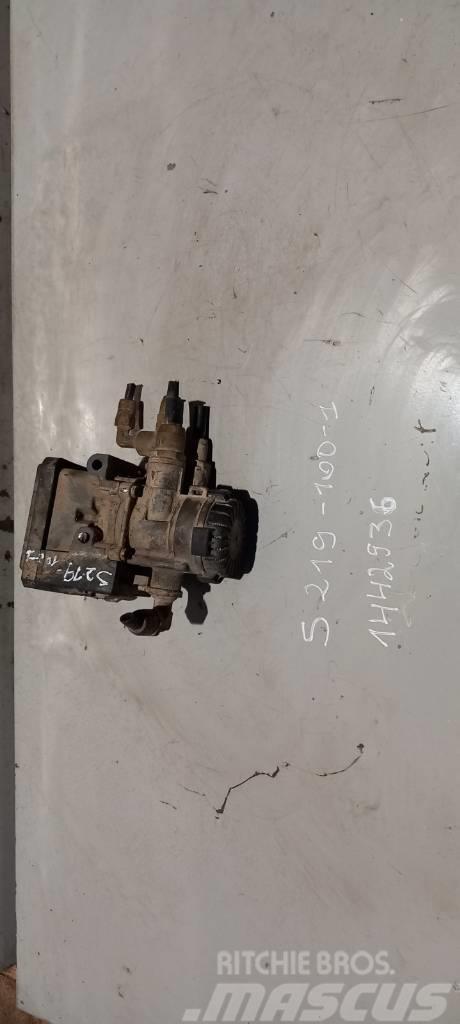 Scania R420 1442936 EBS valve Gearkasser