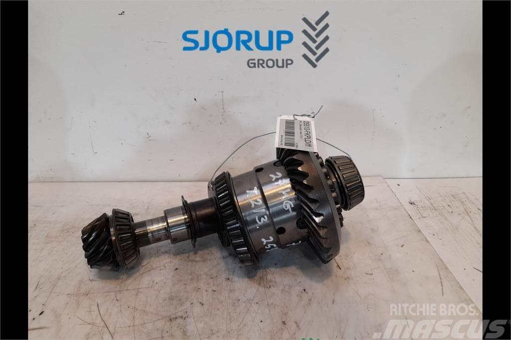 Valtra T213 Front axle differential Gear