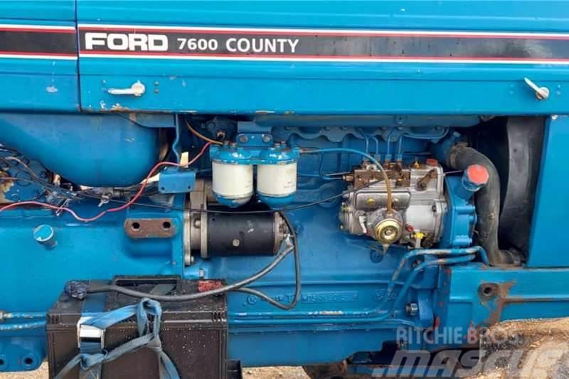 Ford County 7600 4WD With Rovic Front End Loader Traktorer
