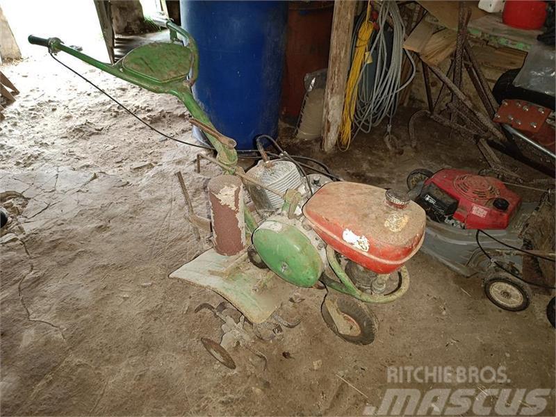 Agria fræser med gear   momsfri Kompakte traktorer