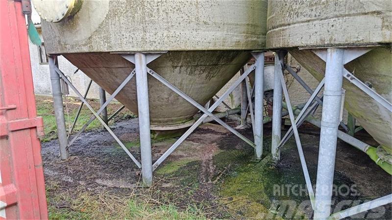 Tunetank 100 m3 2 stk Udstyr til aflæsning i silo