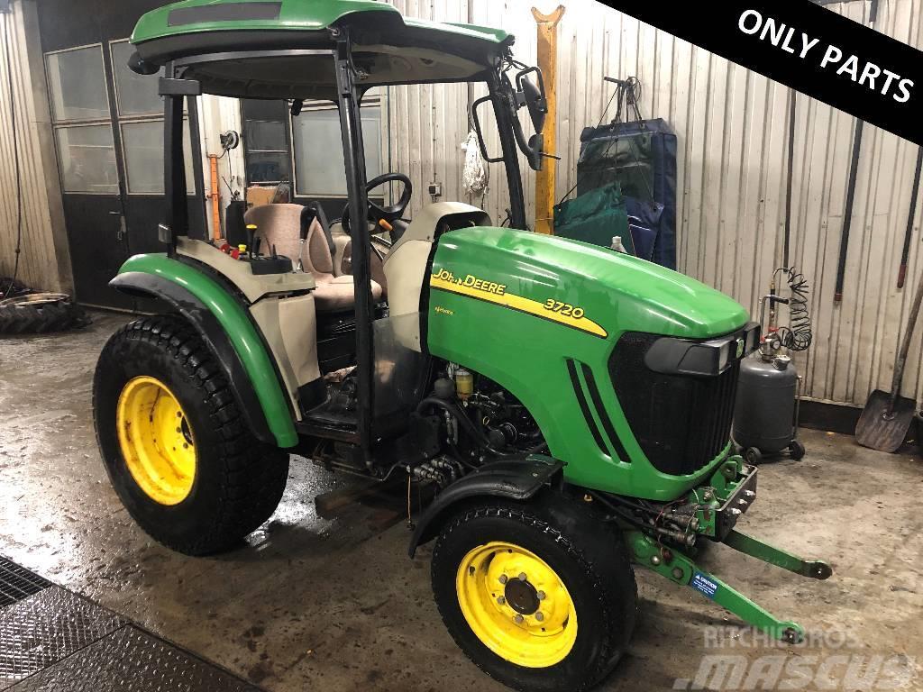 John Deere 3720 Dismantled: only spare parts Kompakte traktorer