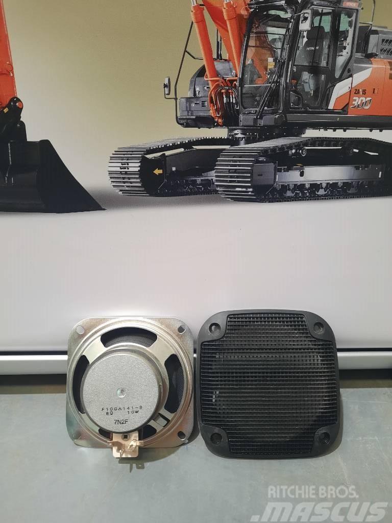Hitachi Speaker - 4361302 Kabiner og interiør
