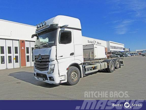 Mercedes-Benz Actros 2558L 6X2 Lastbiler med containerramme / veksellad