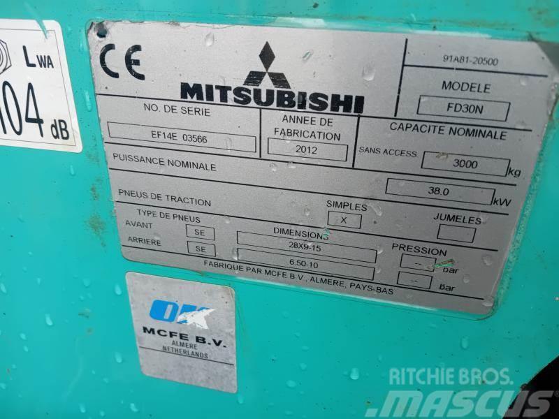 Mitsubishi FD30N Gaffeltrucks - andre