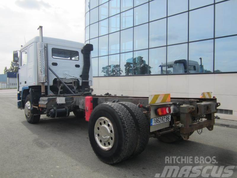 Volvo F12 440 Chassis