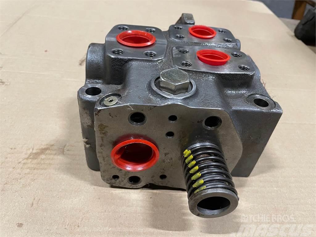 CAT ventil - Part no. 1-3G6542V - Støbenr. 8J8460V Hydraulik