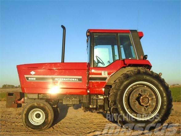 International 5088 Traktorer