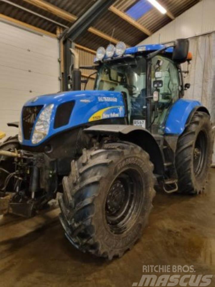New Holland T7030 AC Traktorer