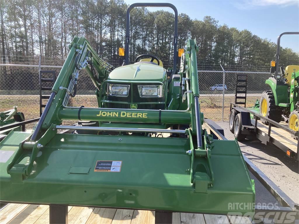 John Deere 3032E Kompakte traktorer
