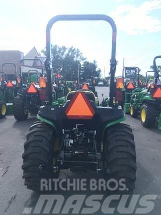 John Deere 3038E Kompakte traktorer