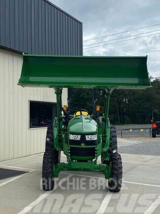 John Deere 4052M Kompakte traktorer