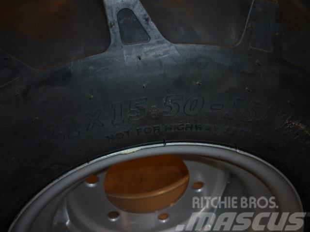 BKT 31x15.50x15 - løs dæk. Dæk, hjul og fælge