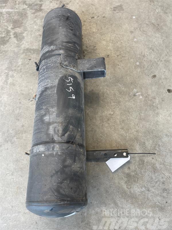 Mercedes-Benz MERCEDES AIR TANK A0074322501 Chassis og suspension