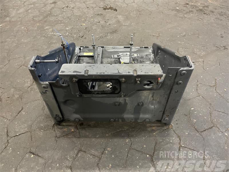Scania SCANIA BATTERY BOX 2577204 Chassis og suspension