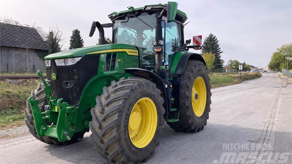 John Deere 7R330 Traktorer
