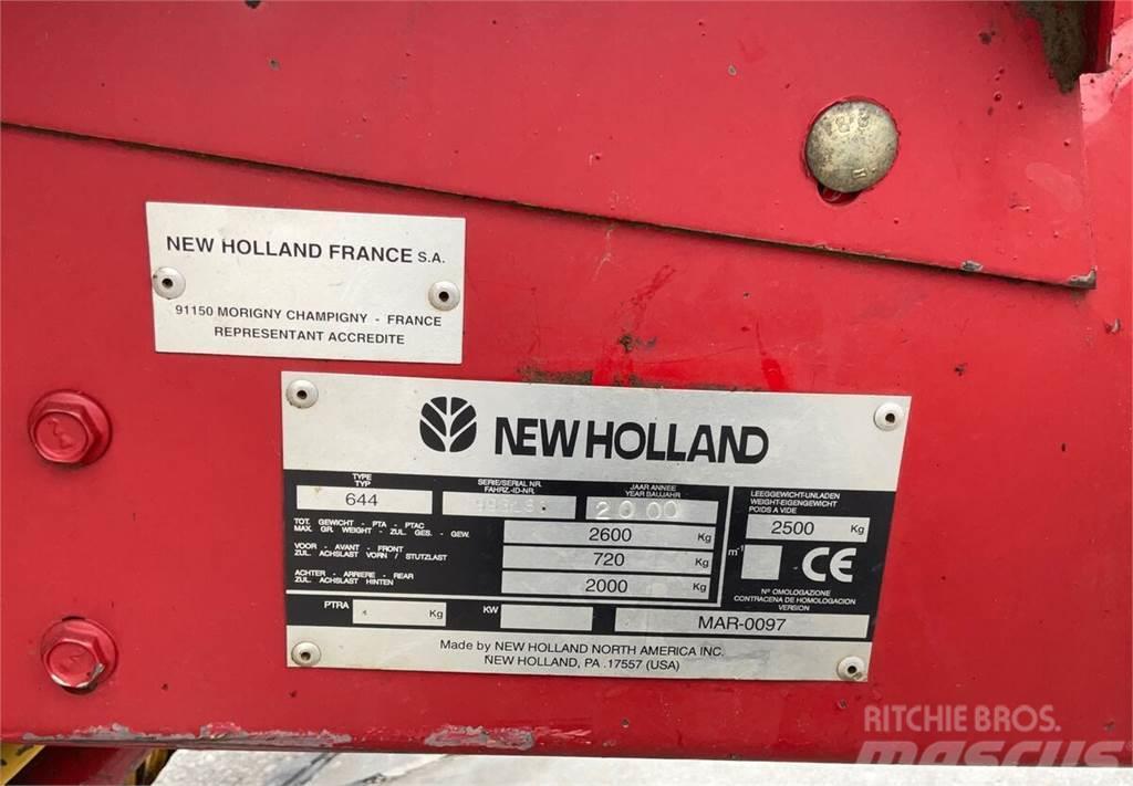 New Holland 648 Rundballe-pressere