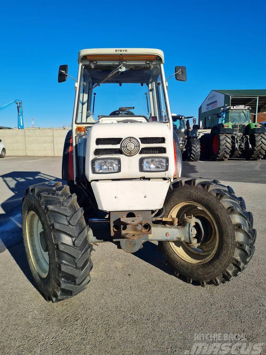 Steyr 8075 A Traktorer
