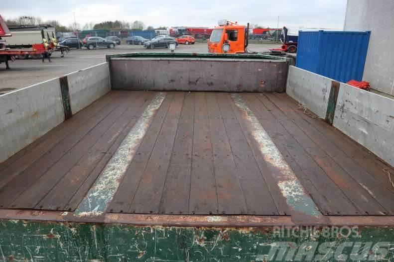 Pacton Nedbygget Semi-trailer med lad/flatbed