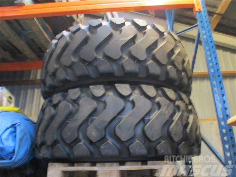 Michelin 20,5R25 Komplet fabriksnyt sæt på Volvo fælge. Hjul, Dæk og Fælge