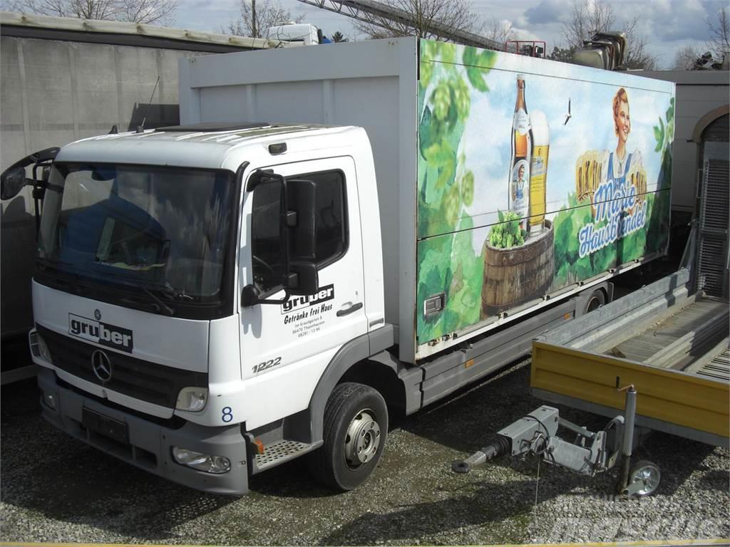 Mercedes-Benz 1222L Lastbiler til transport af drikkevarer