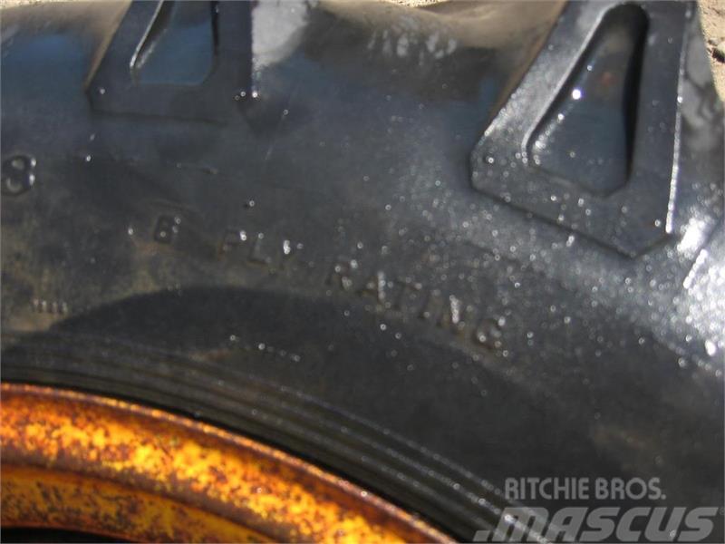 Bridgestone 13.6x28 dæk på 8 huls fælg Hjul, Dæk og Fælge