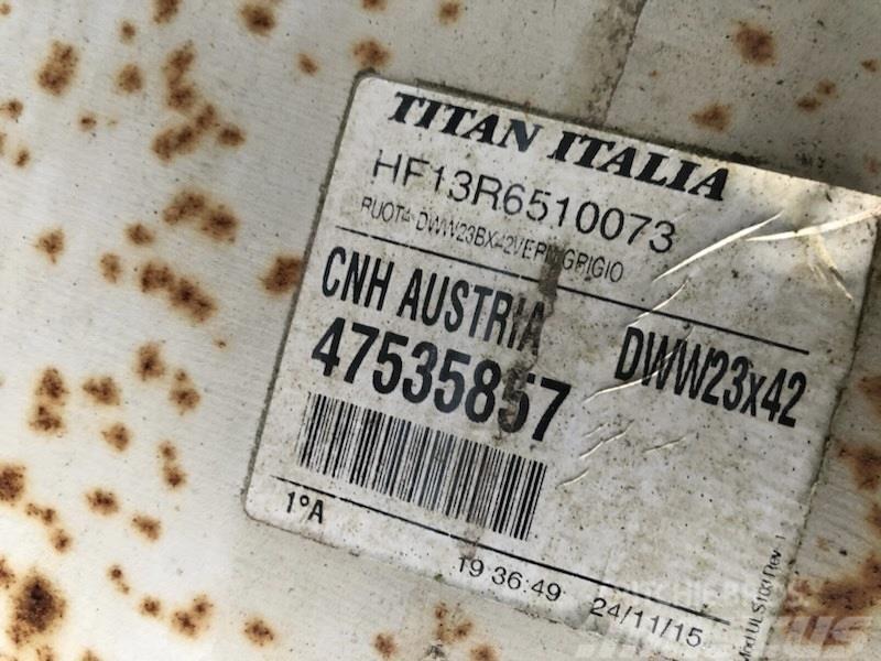 Titan 23x42 10 huls fra NH T7.315 Hjul, Dæk og Fælge