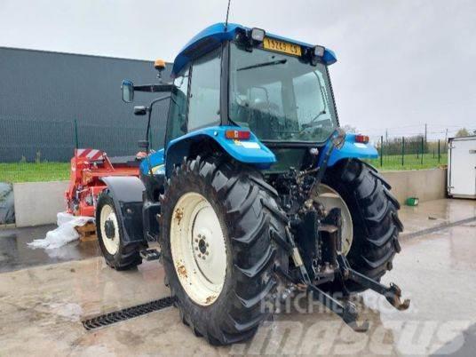 New Holland TM130 Traktorer