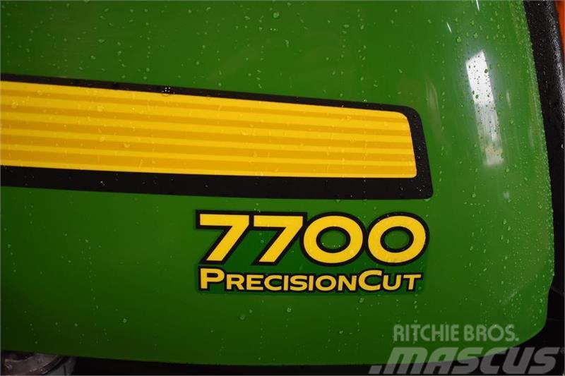 John Deere 7700 Traktorklippere