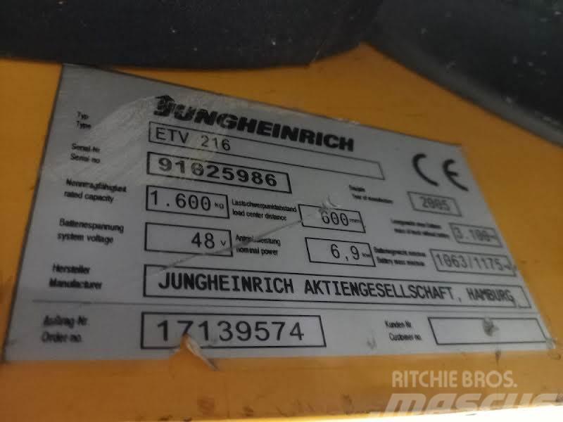 Jungheinrich ETV 216 Reachtruck
