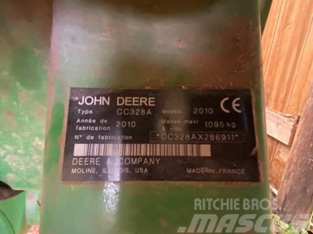 John Deere 328A Kombihøstere