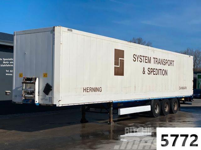 Krone SD Koffer Semi-trailer med fast kasse