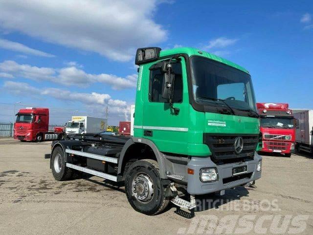 Mercedes-Benz 1832 for containers 4x4,semiautomatic vin 262 Kroghejs