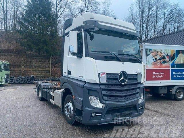 Mercedes-Benz 2545 Actros Chassis
