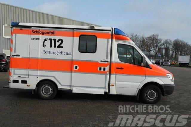 Mercedes-Benz 316 CDI Sprinter 4x2, Klima, Navi, Rettungswagen Ambulancer