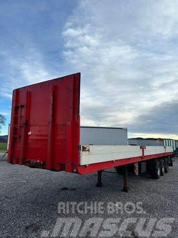 Schwarzmüller SPA3/E/B/-140SL PRITSCHE 13,60 m Semi-trailer med lad/flatbed