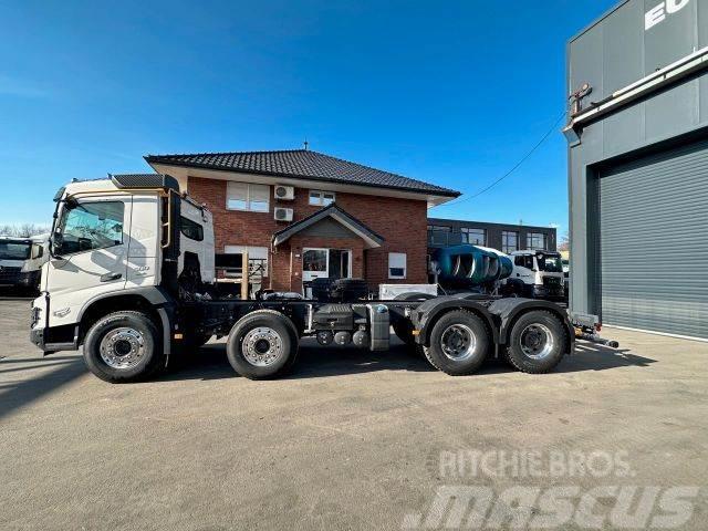 Volvo FMX 500 8x4 Chassis