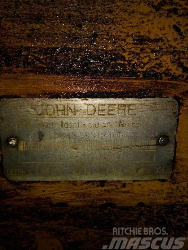 John Deere 643D Fældebunkelæggere
