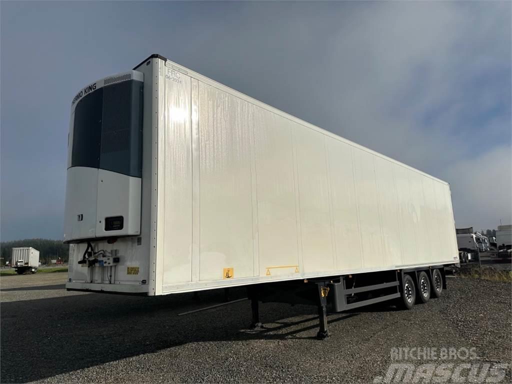 Schmitz 4.40m korkea , 8.1m oikaisu Semi-trailer med Kølefunktion